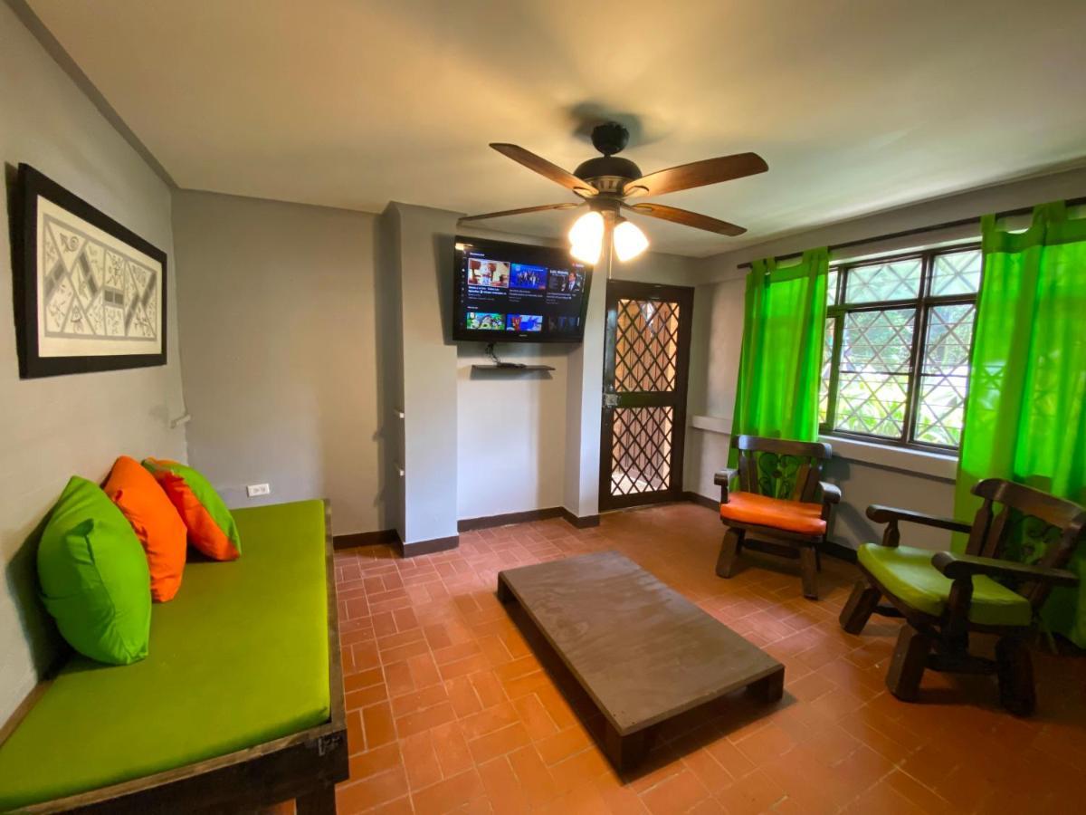 Finca Villa Chalet Del Rio Cali Farm Villa Chalet Cali River Екстериор снимка