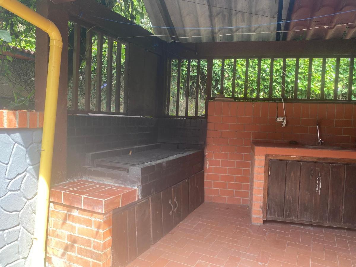 Finca Villa Chalet Del Rio Cali Farm Villa Chalet Cali River Екстериор снимка