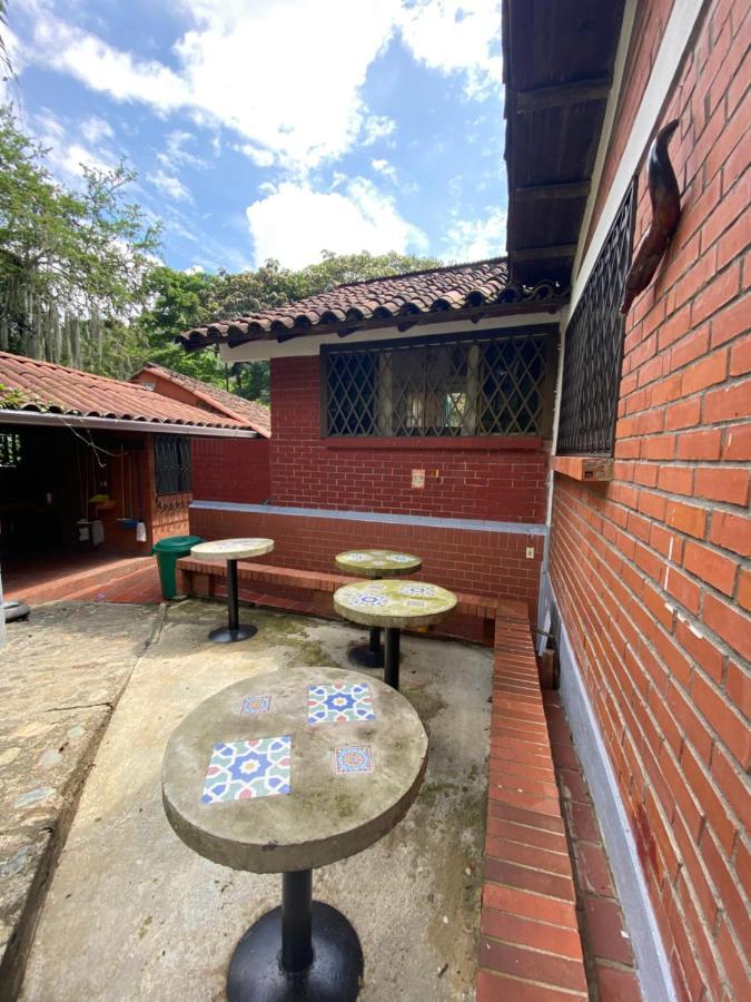 Finca Villa Chalet Del Rio Cali Farm Villa Chalet Cali River Екстериор снимка