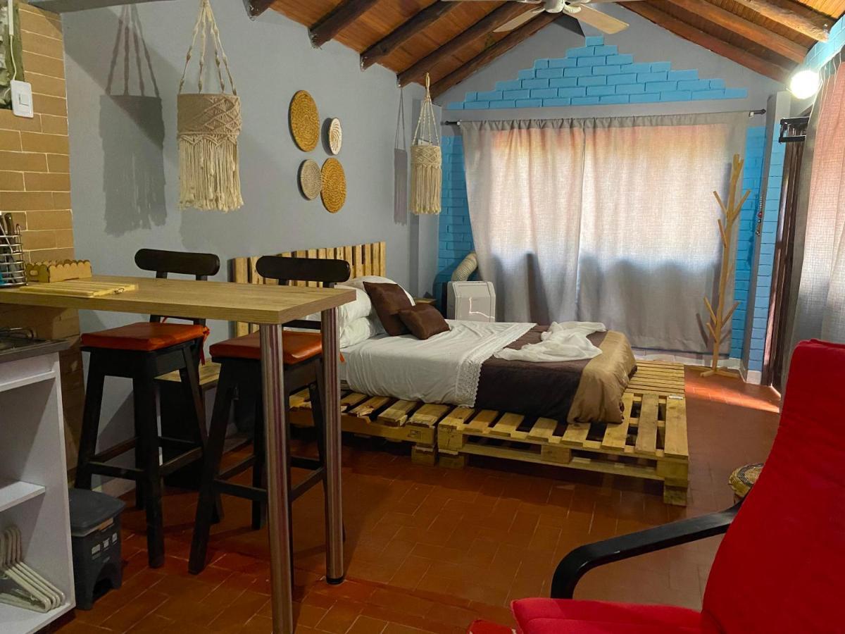 Finca Villa Chalet Del Rio Cali Farm Villa Chalet Cali River Екстериор снимка